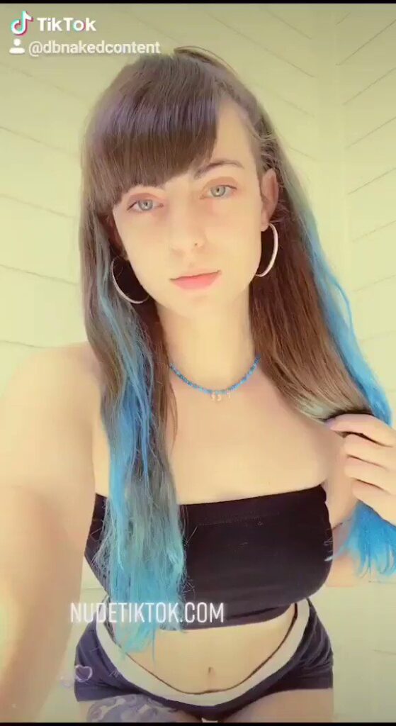 FAMOUS TikToker Teen showing young pretty tits  #boobs #youngteen #tiktok18 #nak – Nude TikTok