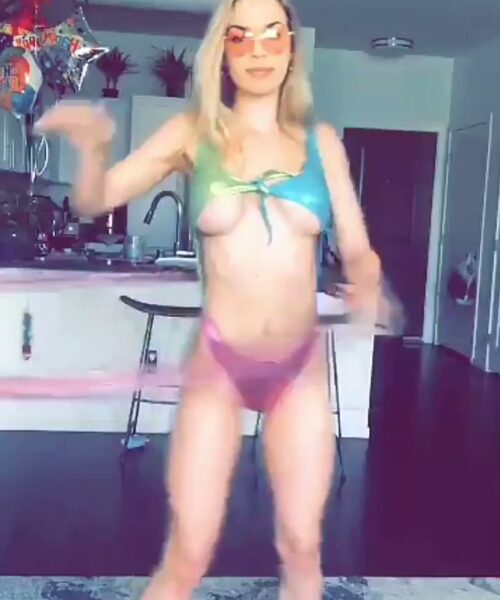 Morgan Luxxx her tiktok naked video