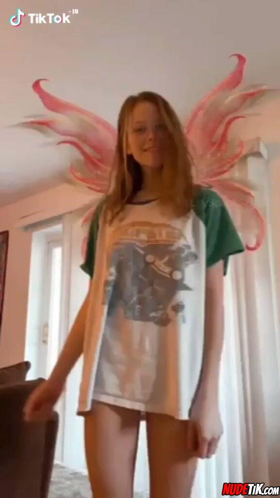 Lillyspunk – MY FAIRY IS VERY HORNY. She has a beautiful young pussy  #horny #ti