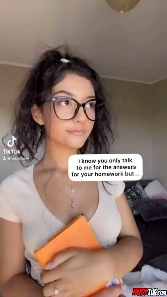 Tik Tok girl vs sexy girl  #nerd #tiktok #tiktokteens #nsfwtiktok #sexygirl #tik