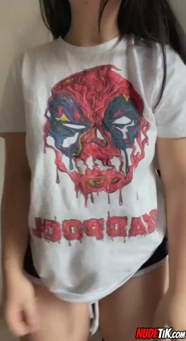 Do You Like Short Girls With Big Boobies? Do You Like Short Girls With Big Boobies?