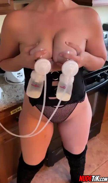 Pumping In Fishnet π Pumping In Fishnet π