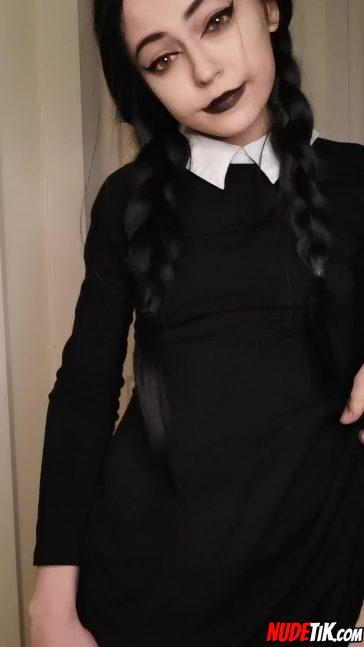 What Would You Do If I Lifted My Skirt And Showed You My Pussy? What Would You Do If I Lifted My Skirt And Showed You My Pussy?